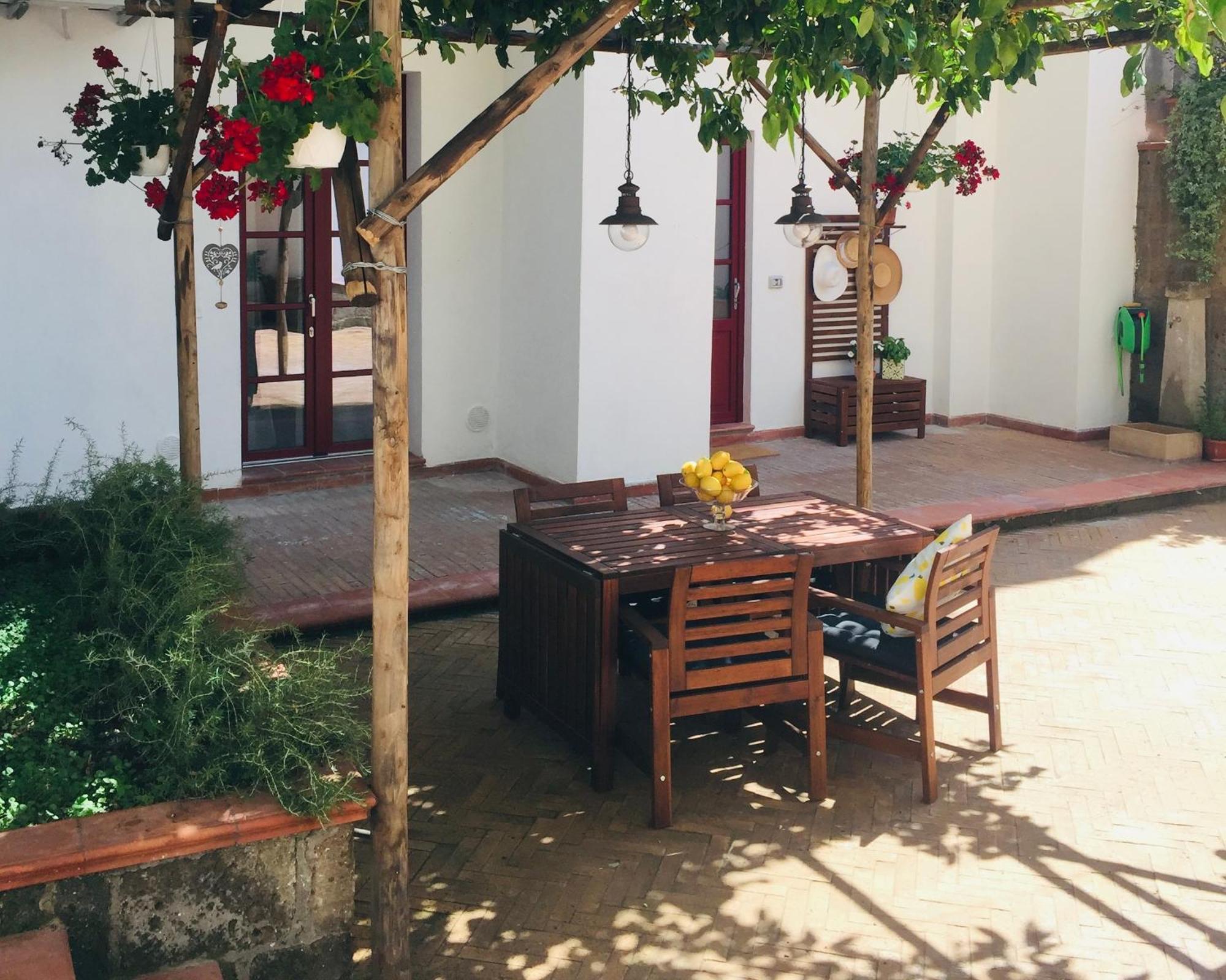 Secret Garden Apartment 卡斯特拉玛雷帝斯达比亚 外观 照片