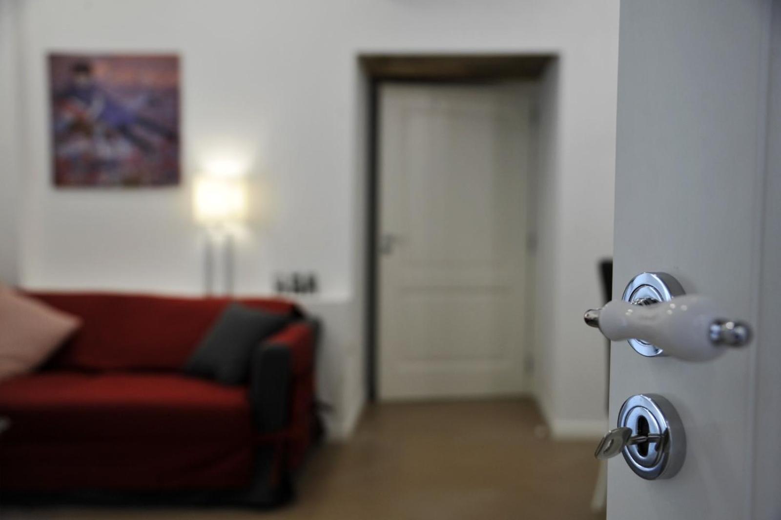 Secret Garden Apartment 卡斯特拉玛雷帝斯达比亚 外观 照片